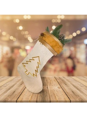 Beyaz Yılbaşı Çorabı, Ağaç Figürlü Keten Süs, Sıcak ve Şık Noel Dekoru