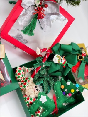 Yeşil 8 Parça Yılbaşı Toka Seti, Çam Ağacı, Noel Baba, Geyik, Fiyonk, Hediye