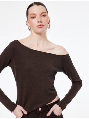 Koton Slim Fit Uzun Kollu Asimetrik Yaka Tek Omuz Bluz