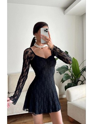 Elaxi Kadın Kalp Yaka Astarlı Dantel Mini Elbise – Şıklığın En Romantik Yorumu