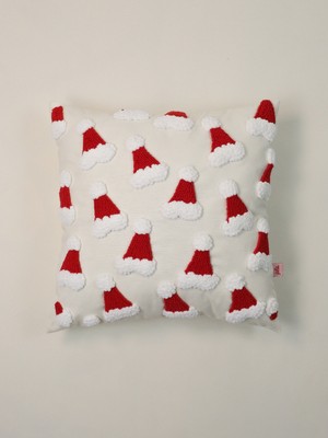 Kırmızı Yılbaşı Temalı Yastık Kılıfı, Şapka ve Punch Desenli Dekorasyon