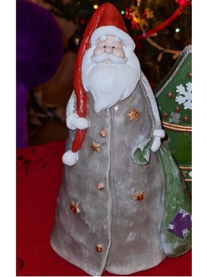 Çok Renkli Noel Baba Dekorasyonu, Sıcak ve Neşeli Ev Atmosferi Için
