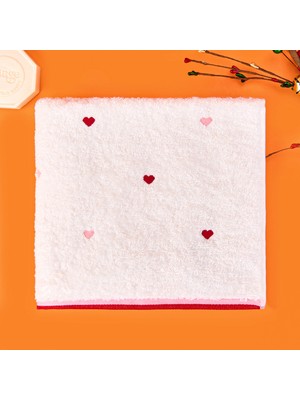 Evidea Soft Kalp Nakışlı Yüz Havlusu - Ekru / Kırmızı - 50X90 cm