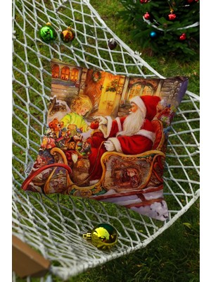 Yılbaşı Temalı Sarı Noel Baba ve Çocuk Desenli Dijital Kırlent Kılıfı