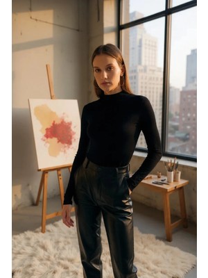 Marsilyan- Kadın Siyah Parmak Detaylı Esnek Uzun Kollu Body