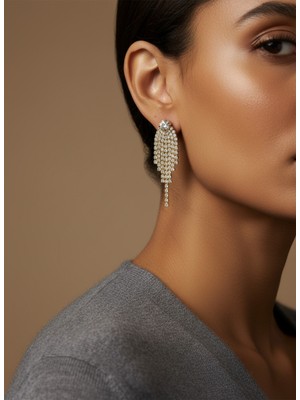 NKT Collection Kadın Uzun Püskül Form Taşlı Sallantılı Abiye Küpe