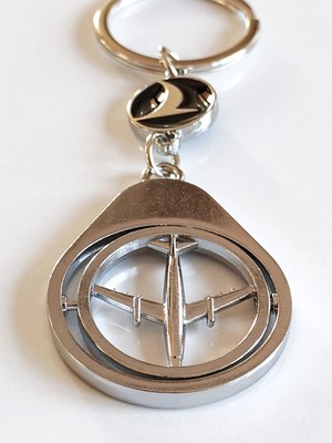 Moncuk Design Hareketli Uçak Figürlü Metal Anahtarlık