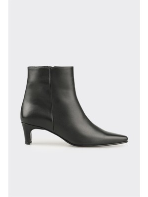 Elle Siyah Deri Kadın Klasik Bot