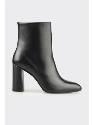 Elle Siyah Deri Kadın Klasik Bot
