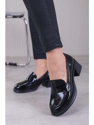 E5612 Model 5 cm Topuklu Orjinal Deri Topuklu Ayakakbı Sıy.rugan