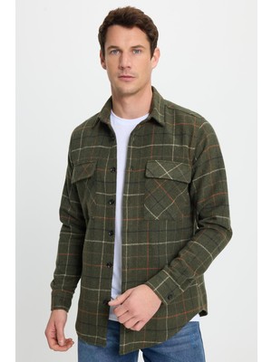 Tudors Erkek Slim Fit Dar Kesim Spor Yaka Çift Cep Kapaklı Kareli Gömlek