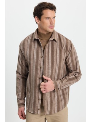 Tudors Erkek Relax Fit Rahat Kesim Spor Yaka Çizgili Oduncu Gömlek