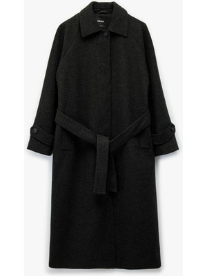 Koton Uzun Kemerli Kaşe Kaban Uzun Kollu Düğmeli Cepli