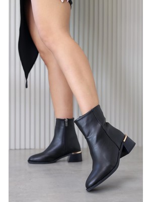 LZ100 Model 3 cm Topuklu Kısa Yenisezon Bot Sıyah