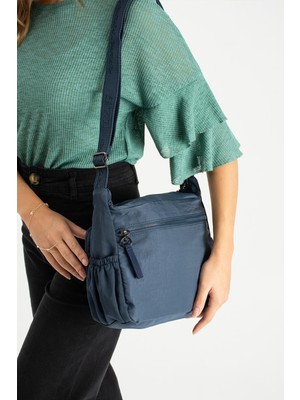 Çanta Trend Yumuşak Dokulu Ultra Hafif, Esnek ve Su Geçirmez Polyamid Kumaş Omuz Çantası Lacivert Model: (571-13