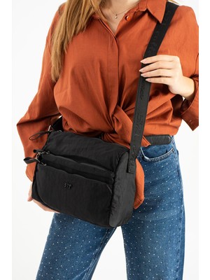 Çanta Trend Yumuşak Dokulu Ultra Hafif, Esnek ve Su Geçirmez Polyamid Kumaş Omuz Çantası Siyah Model: (571-13-14