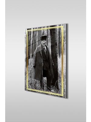 Marsilyan Atatürk Paltolu Siyah Beyaz 2 Dikey Cam Tablo