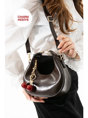 Çanta Trend *** Acı Kahve Charm Hediyeli Kadın El ve Omuz Çantası
