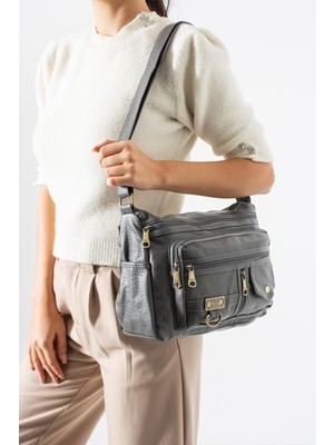 Çanta Trend Yıkama Deri Çapraz Askılı Omuz Çantası Poliüretan Deri Gri MODEL:(571-14-16A)