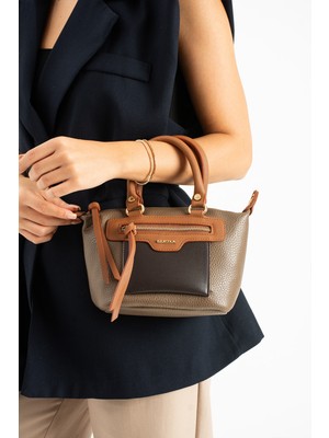 Çanta Trend Sanmorris Krem Kadın El ve Omuz Çantası Yükseklik 16 * En 18 * Derinlik 7 cm