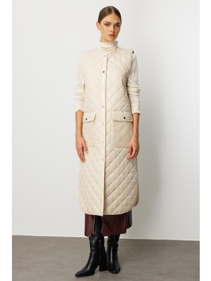 Micca Zamansız  (Yumuşak)  Elyaf Dolgulu Astarlı  Yelek-Bej