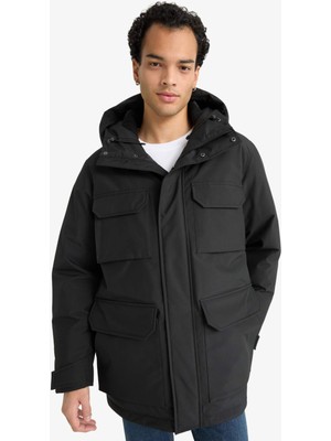 DeFacto Su İtici Regular Fit Kapüşonlu Çift Cepli Fermuarlı Çıtçıtlı Mont F5701AX25WN