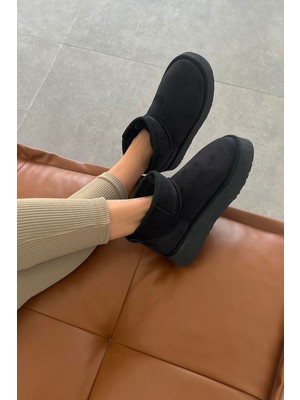 Straswans Tommo Kadın  Içi Tüylü Kalın Taban  Süet Yarım  Bot Siyah