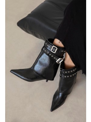 Straswans Katy Kadın Aksesuar Detay Kırışık Deri Bot Siyah