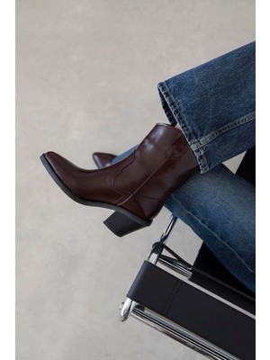 Straswans Maven Kadın Kırışık Deri Topuklu Bot Bordo
