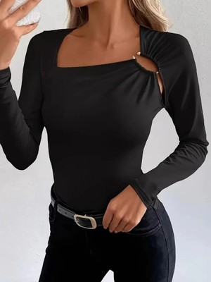 Çamaşır Kenti Kadın Uzun Kollu Yakadan Halka Detaylı Viskon Bluz