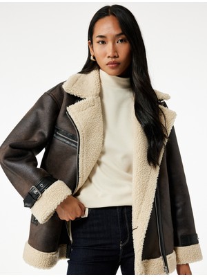 Koton Peluş Yaka Astarlı Uzun Kollu Cepli Fermuarlı Deri Görünümlü Ceket