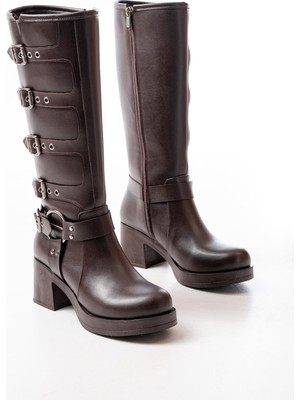 Zerenyus ZRİN-3015 Premium Kahverengi Topuklu Fermuarlı Toka Aksesuarlı Kadın Çizme