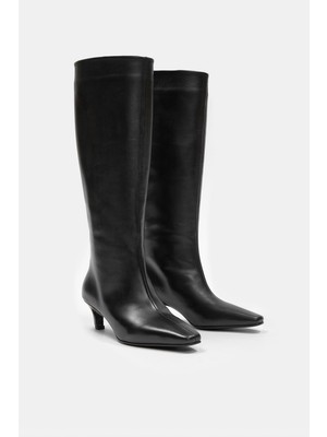 Nilufarr Rolene Siyah Hakiki Deri Kısa Topuklu Kadın Çizme