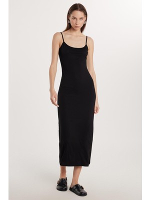 Tudors Kadın Slim Fit Dar Kesim Ince Askılı U Yaka Siyah Elbise