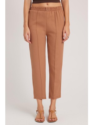 Tudors Kadın Relax Fit Rahat Kesim Yüksel Bel Düz Paça Beli Lastikli Açık Bej Pantolon