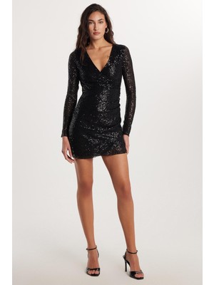 Tudors Kadın Slim Fit Dar Kesim Uzun Kol Siyah V Yaka Mini Boy Elbise