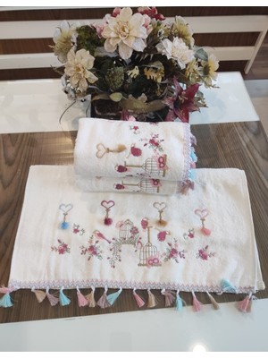 A.Z.H. (3.lü Set) 50X90 cm Kuş ve Çiçek Nakışlı Püsküllü Kadife Doku Lüks Havlu Seti