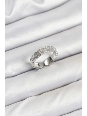 Pirinç Gümüş Renk Zirkon Taşlı Sırım Kadın Yüzük