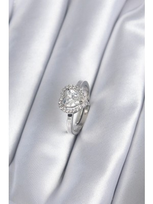 Pirinç Gümüş Renk Zirkon Taşlı Kalp Charm Kadın Yüzük