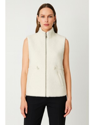 On Triko Dik Yaka Beli Lastikli Peluş Yelek 66932