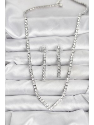 Gümüş Renk Zirkon Taşlı Kadın Kolye Küpe Seti