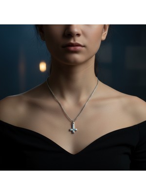 Alooya Minimal Ters Haç Gümüş Kaplama Örme Zincir Kolye