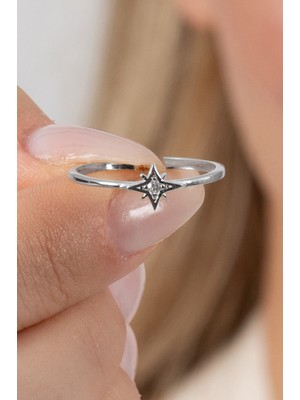 Söğütlü Silver 925 Ayar Gümüş Yüzük Rodyumlu Zirkon Taşlı Kuzey Yıldızı Ayarlamalı Yüzük SGTL13130RODAJ