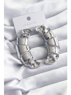 Pirinç Gümüş Renk Kruvasan Kadın Küpe - TJ-BKP8250