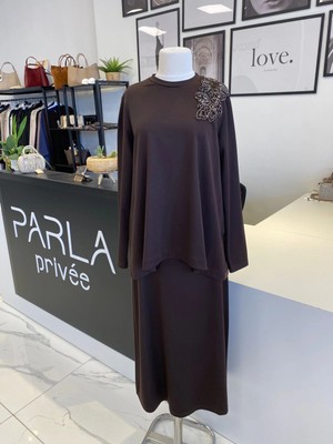 Nurcan Çetin Taş Işlemeli Etekli Takım