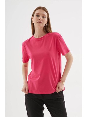 Nazen Giyim Kısa Kollu Sıfır Yaka Fuşya Kadın T-Shirt  0131-2Y5