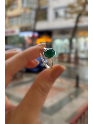 Erer Gümüş Gümüş 10X8 mm Yeşil Akik Taşlı Yüzük