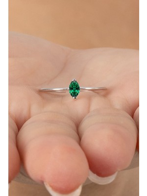 Söğütlü Silver 925 Ayar Gümüş Yüzük Rodyumlu Markiz Kesim Yeşil Taşlı Ayarlamalı Yüzük SGTL13127YESIL