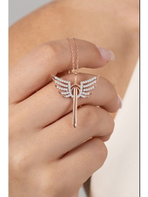 Söğütlü Silver 925 Ayar Gümüş Kolye Rose Zirkon Taşlı Kanatlı Kılıç Modeli Kolye SGTL13143BEYAZ