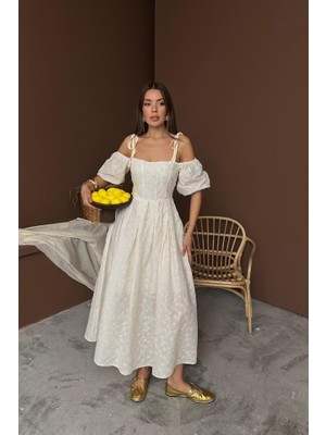 Pusula Sepeti Bej Omuzu Bağcıklı Balon Kollu Brode Elbise